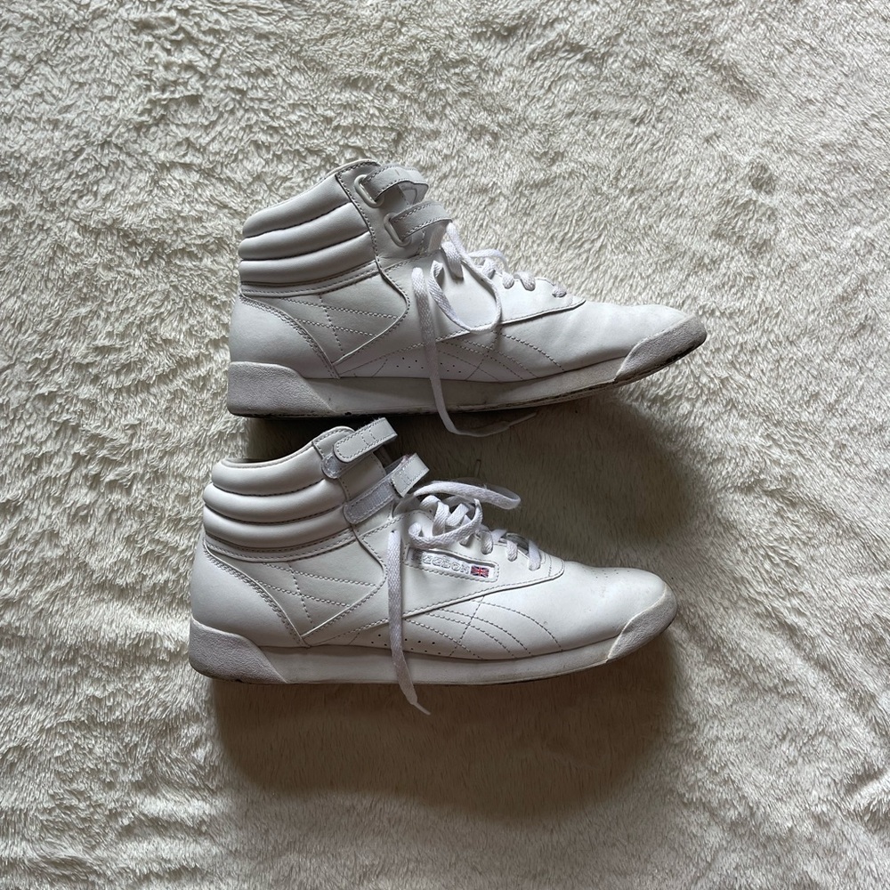 reebok classic sneakers